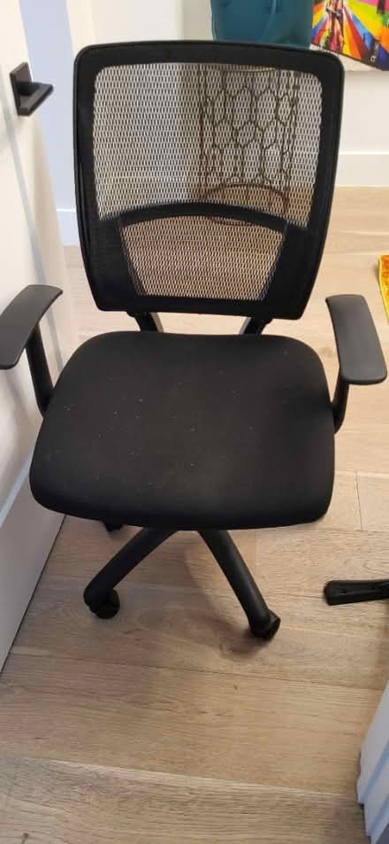 Photo of free Office chair (Petworth) #1
