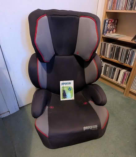 Photo of free Child's car seat, 15-36kg (Shalford, GU4) #1