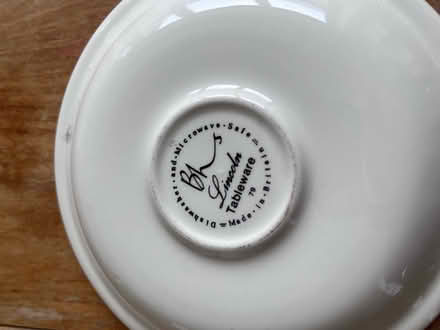 Photo of free 3 Cups and saucers (Grafton area Cambridge CB1) #3