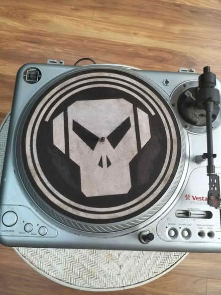 Photo of free Old DJ kit (Esher KT10) #2