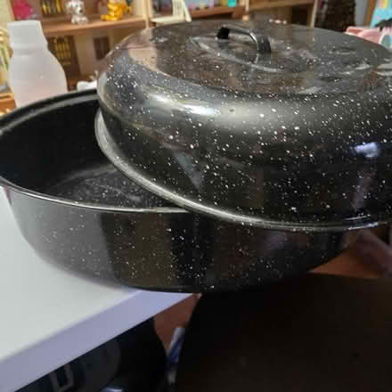 Photo of free Black Oval Pot (Cloverhill 3) #2
