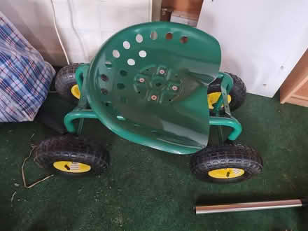 Photo of free A Mobile Gardening Seat (CT6) #1