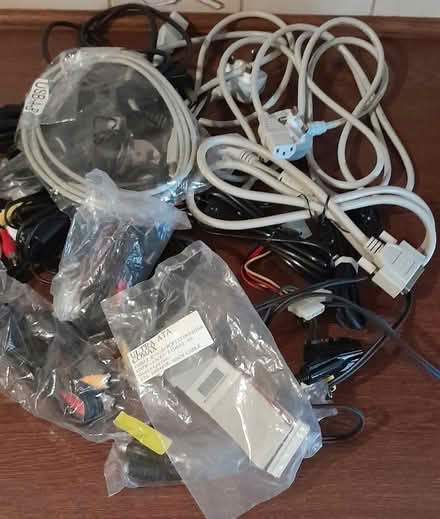 Photo of free Cables (Near Binley fire station) #2