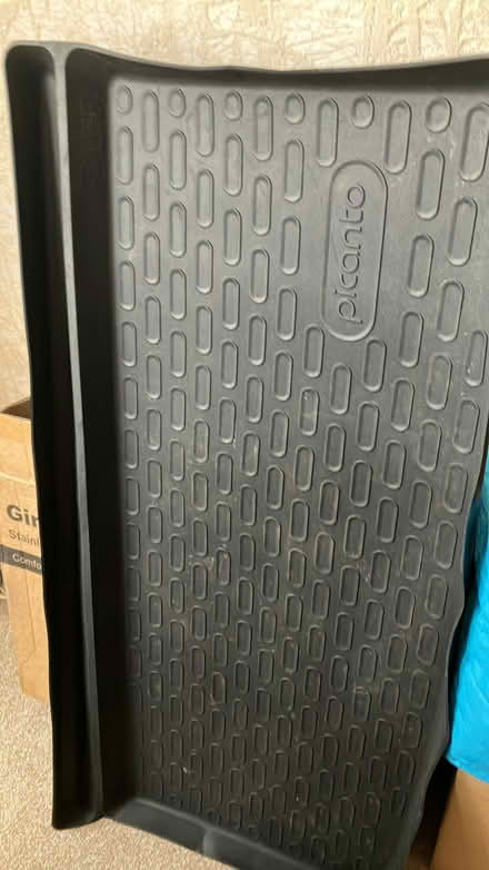 Photo of free Kia picanto mats and boot tidy (Sidcup/New Eltham DA15) #4