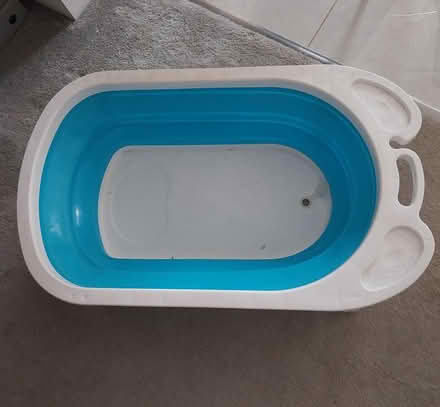 Photo of free Fold up baby bath (Wickford Essex) #4