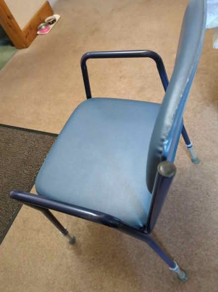 Photo of free Static commode (Cassiobury, Watford WD17) #3