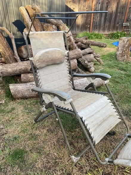 Photo of free Outdoor recliner (Pleasant Hill) #2