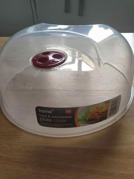Photo of free Plastic lid for microwave (New Cross SE14) #2