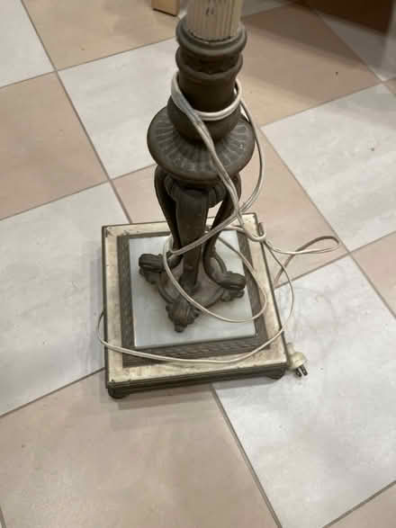 Photo of free Old floor lamp (Cleveland Park) #2