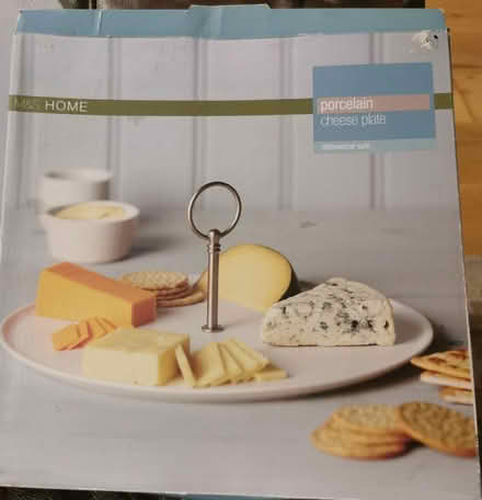 Photo of free Cheese plate (The Nurserylands TW12) #1