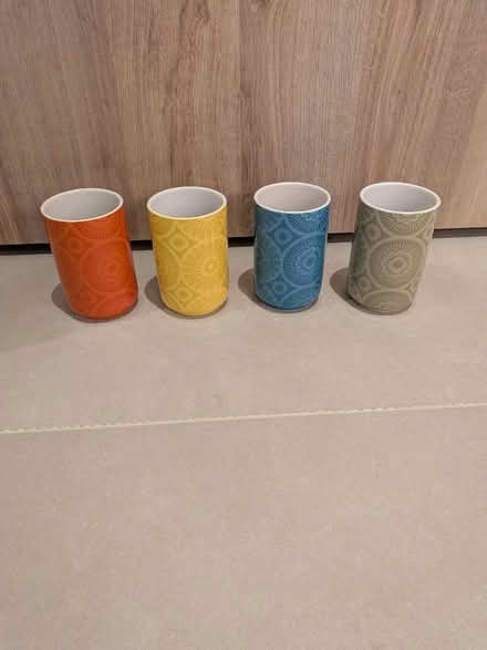 Photo of free Set of 4 china vases (Bernards Heath AL1) #1