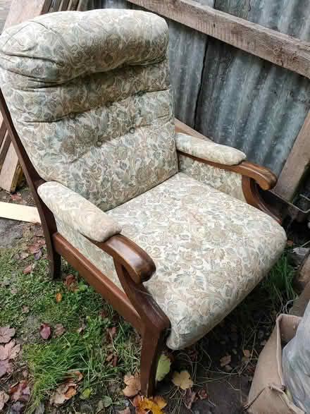Photo of free 2 chairs and matching 2-seater sofa (Near Newtown, Powys LD1) #2