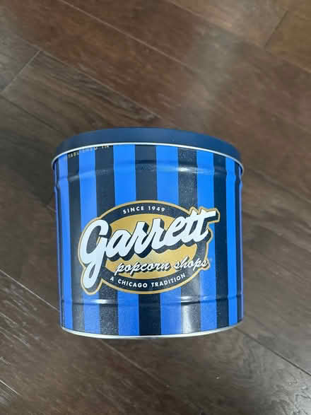 Photo of free Clean Metal tin (Del Ray near GW Middle School) #1