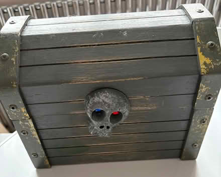 Photo of free Wooden toy pirate chest (CM1 Broomfield) #1