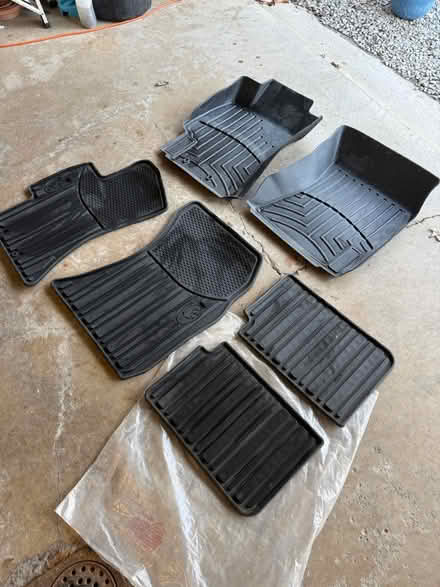 Photo of free 2009-2013 Subaru Forrester Mats (Penn Hills) #1