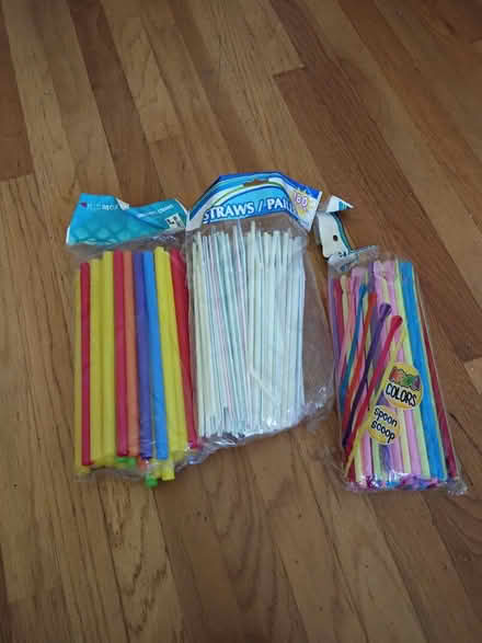 Photo of free Straws (Birdland) #1