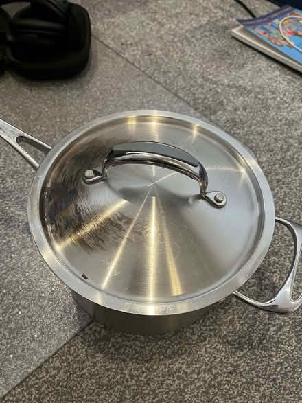 Photo of free Large 3.8L Saucepan (Darby Green GU46) #1