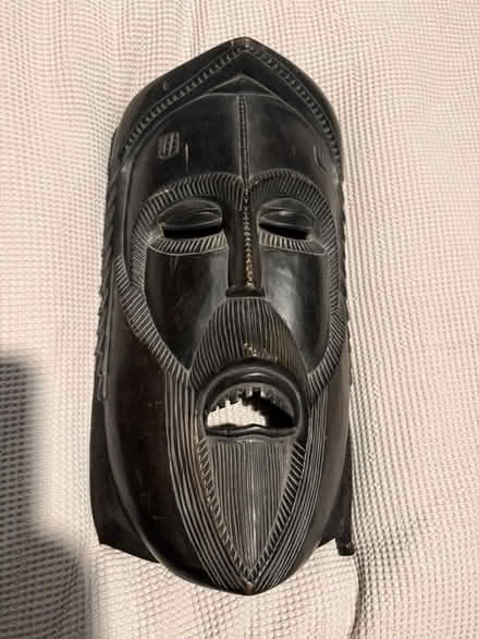 Photo of free African mask (Nigerian i think) (Redhill RH1) #1