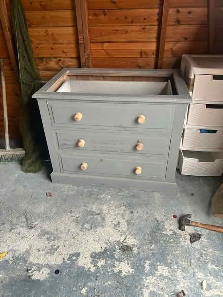 Photo of free Wardrobe with drawers underneath (Chiddingstone Causeway) #2