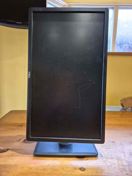 Photo of free 24" Computer Monitor (Freckleton PR4) #2