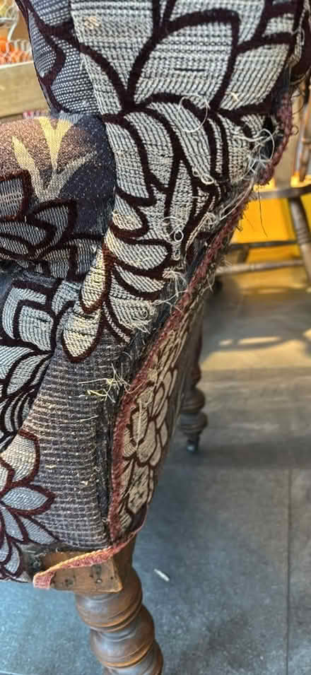 Photo of free Chaise Longue (Bransford WR6) #3