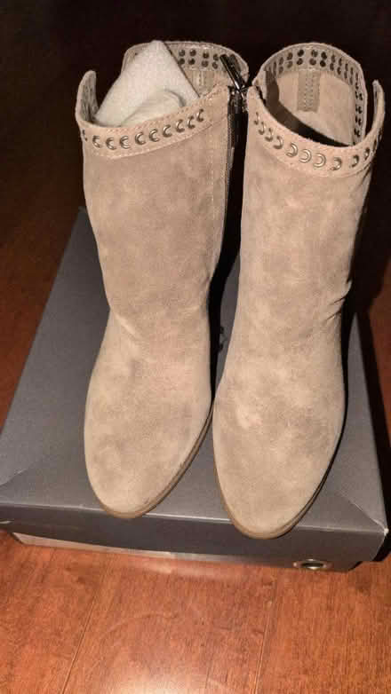 Photo of free Women Boots (20772) #1