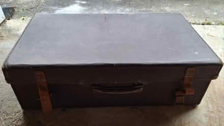 Photo of free Antique case (Ware SG12) #4