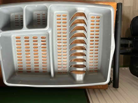 Photo of free Dish drainer (HP3 Bennett’s end) #1