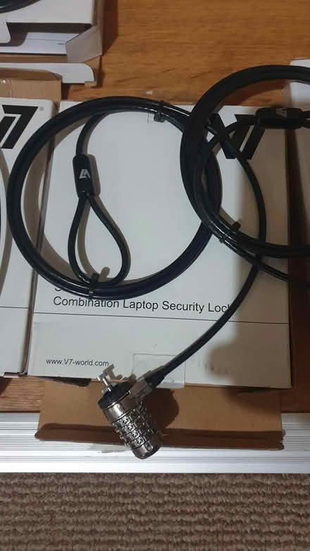 Photo of free 5x laptop computer locks Kensington (Harefield UB9) #4