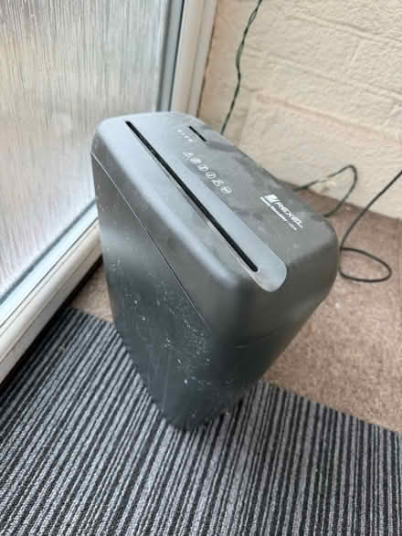 Photo of free Small paper shredder (North Harrow HA2) #1