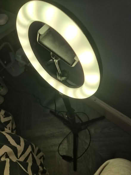Photo of free Ring light (Medway/kent) #2