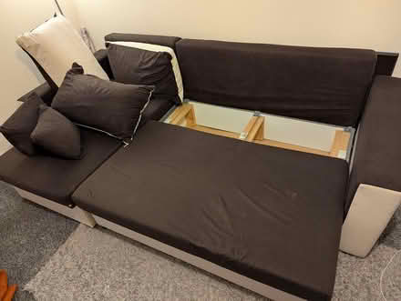 Photo of free Pull out sofabed with chaise longue (EH8 9BT) #4