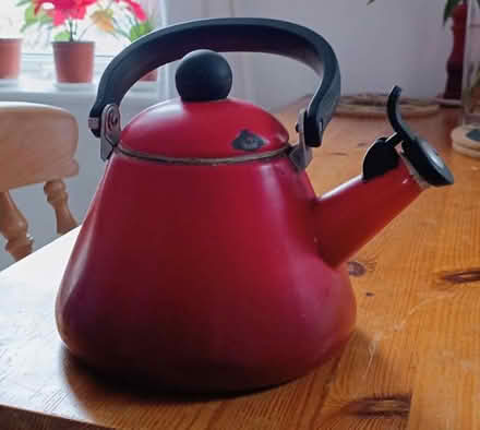 Photo of free Le Creuset kettle (Roath CF24) #1