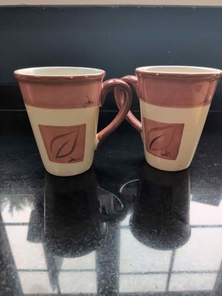 Photo of free Pair of mugs (Chalker's Corner TW9) #1