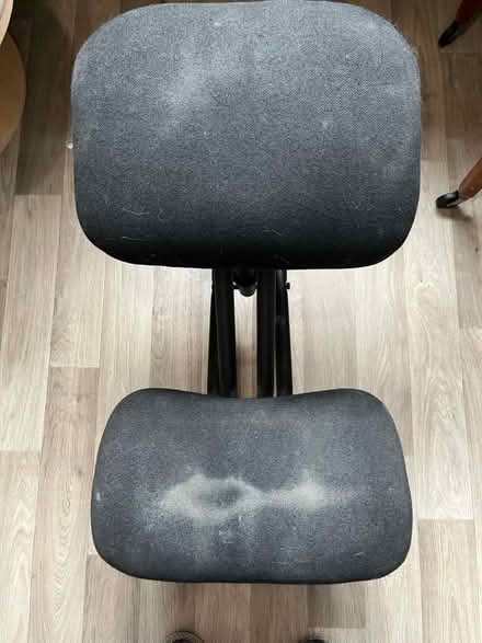 Photo of free Kneeling stool (HP3 Bennett’s end) #1
