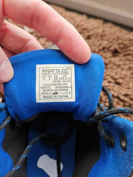 Photo of free Children's walking shoes UK size 5 (Hitchin SG4) #2