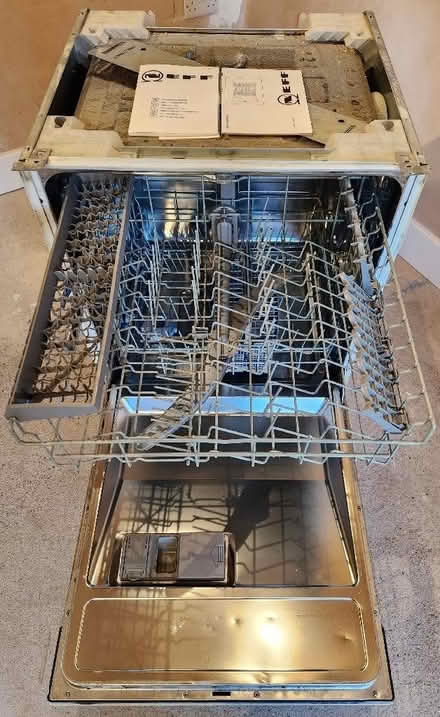 Photo of free Neff Integrated Dishwasher - Excellent Condition (Wood Lanes SK10) #4