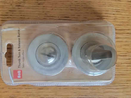 Photo of free B&Q thumb turn and release button (Nailsea BS48) #1
