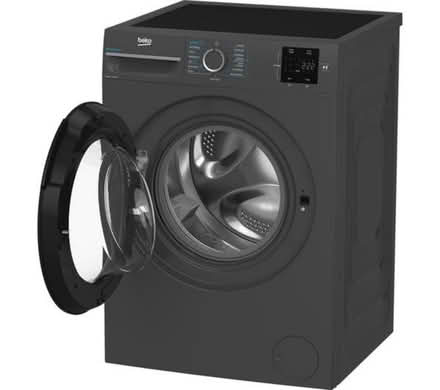 Photo of Washing machine (E4) #1