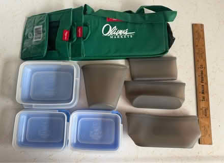 Photo of free Food containers and bag (Cotati west of 101) #1