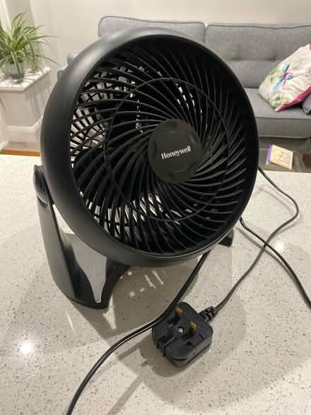 Photo of free Fan (Earley RG6) #1