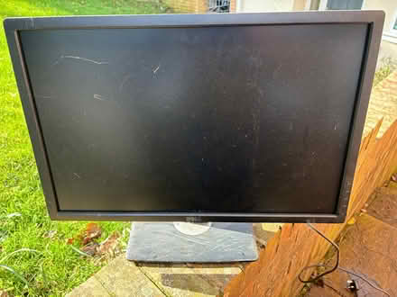 Photo of free Dell computer monitor (Leighton Buzaard LU7) #1