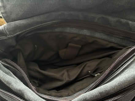 Photo of free Canvas computer shoulder bag (Regent square) #1