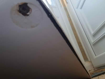 Photo of free 4×4 kallax unit (Croydon CR2) #3