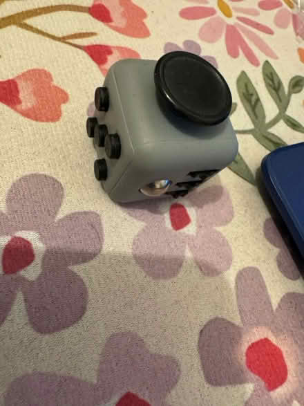 Photo of free Fidget cube (SL9 8EL) #1