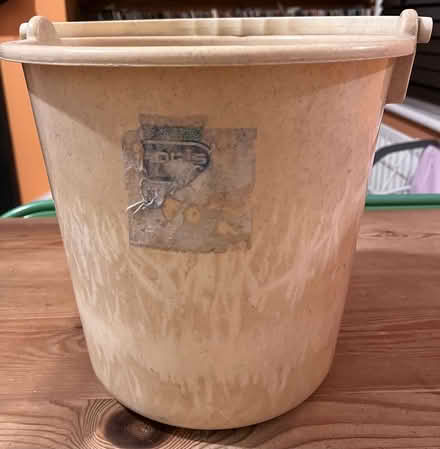 Photo of free Bucket (Cambridge CB1 (Romsey)) #1