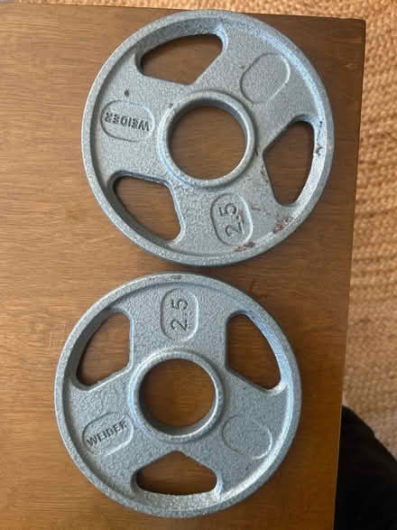 Photo of free 2.5lb plates (Campbell) #1