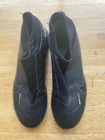 Photo of free Nike Mercurial Size 6 kids (Islington N1) #1