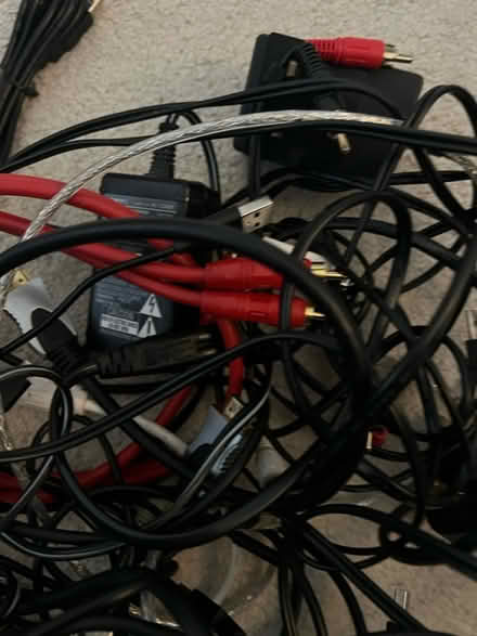 Photo of free Wires / connectors (Battersea SW11) #2