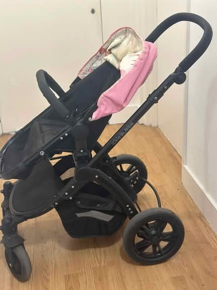 Photo of free Stroller (CR2) #2